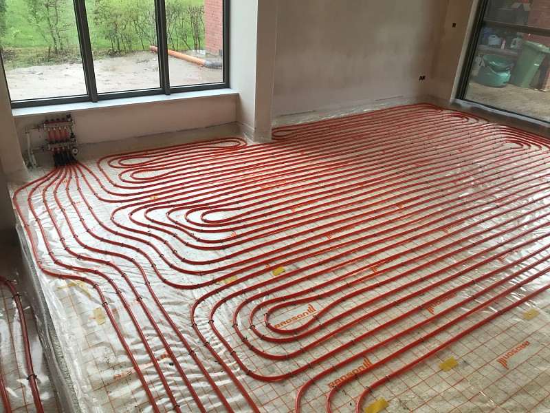 SanCVria - Bart Orlandini, Hasselt | aanleg vloerverwarming